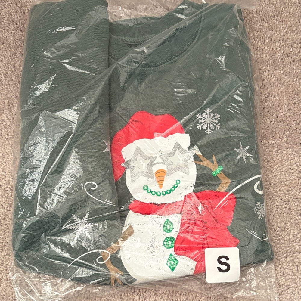 Living Fully Green Snowman Sweatshirt new in bag